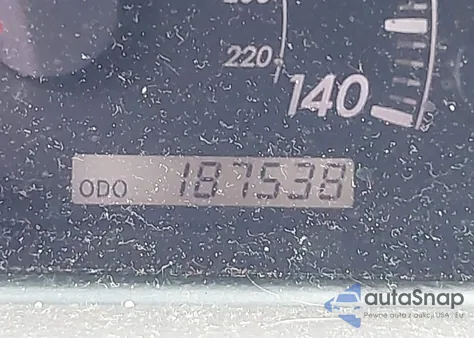 2005 Toyota Camry Le z USA, uszkodzony, nr VIN 4T1BE32KX5U408317